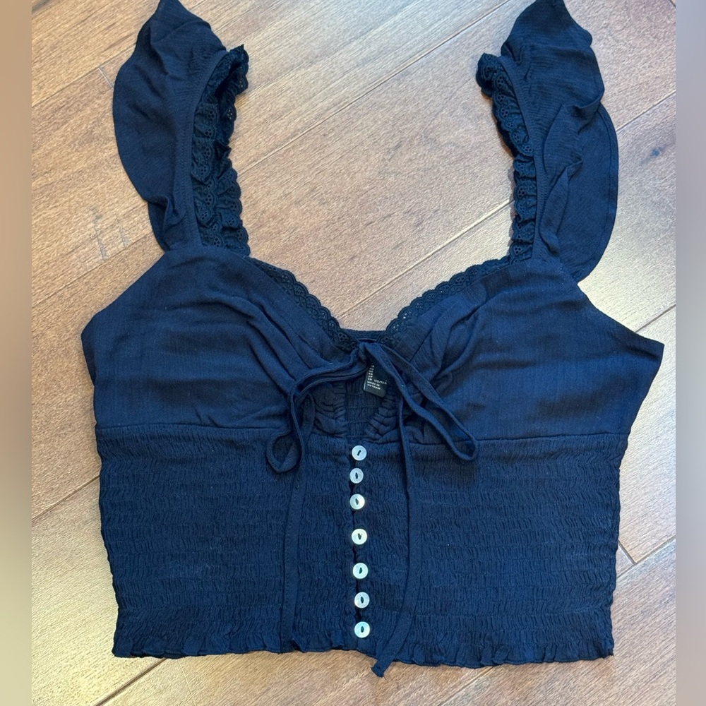 NWT FOREVER 21 Woven Crop Top - Picture 1 of 8